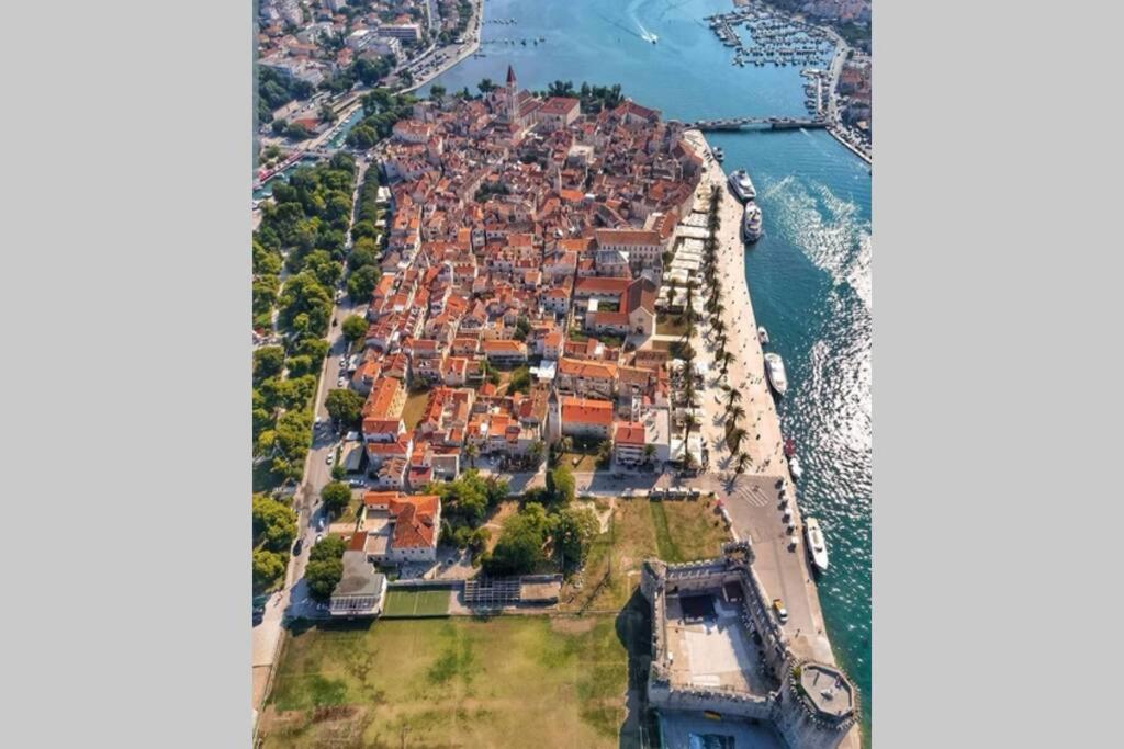 Oleandar Daire Trogir Dış mekan fotoğraf