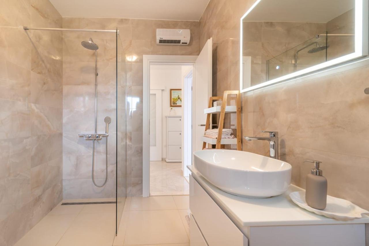 Oleandar Daire Trogir Dış mekan fotoğraf